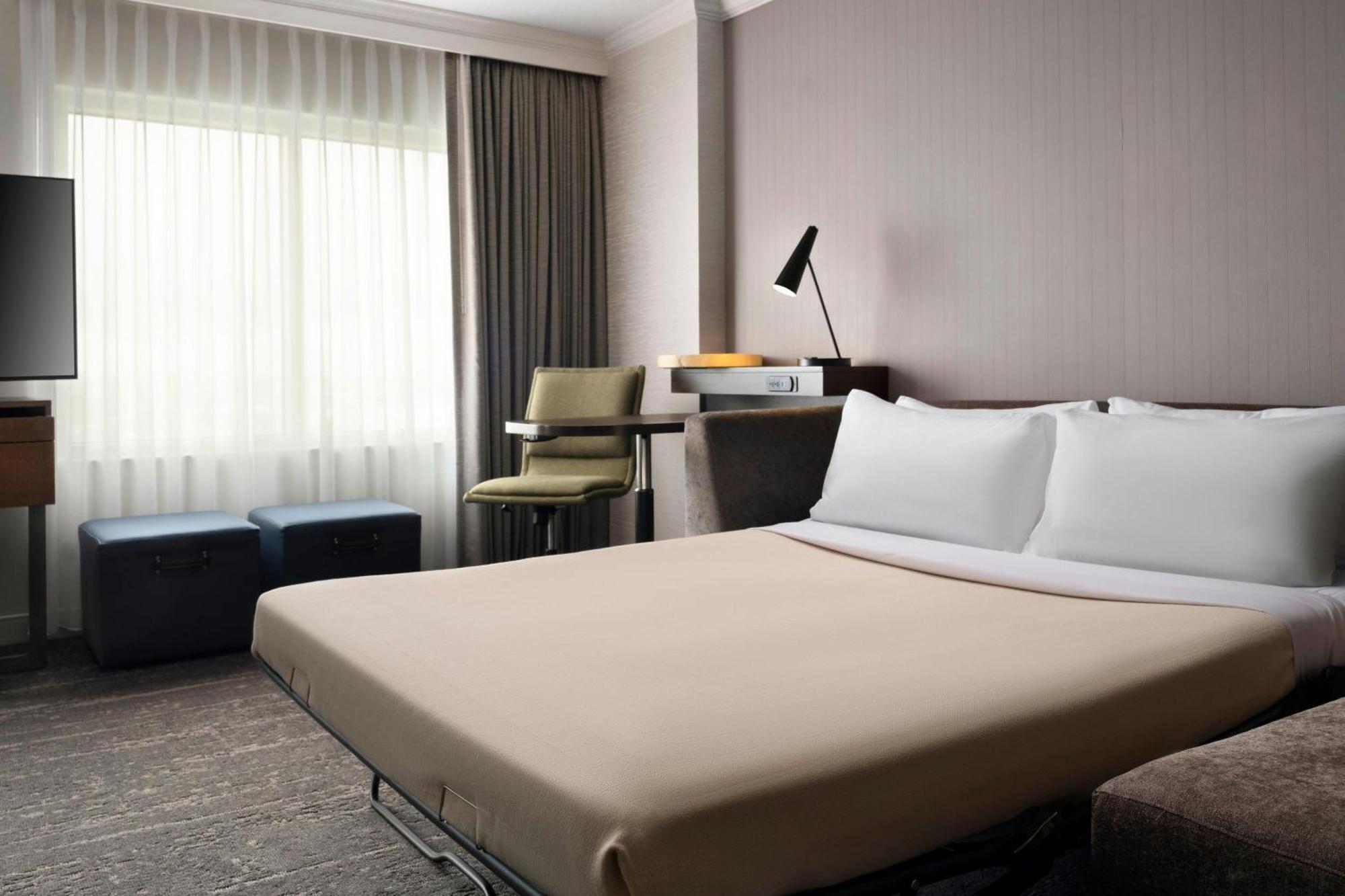 Hotel Renaissance Boulder Flatiron