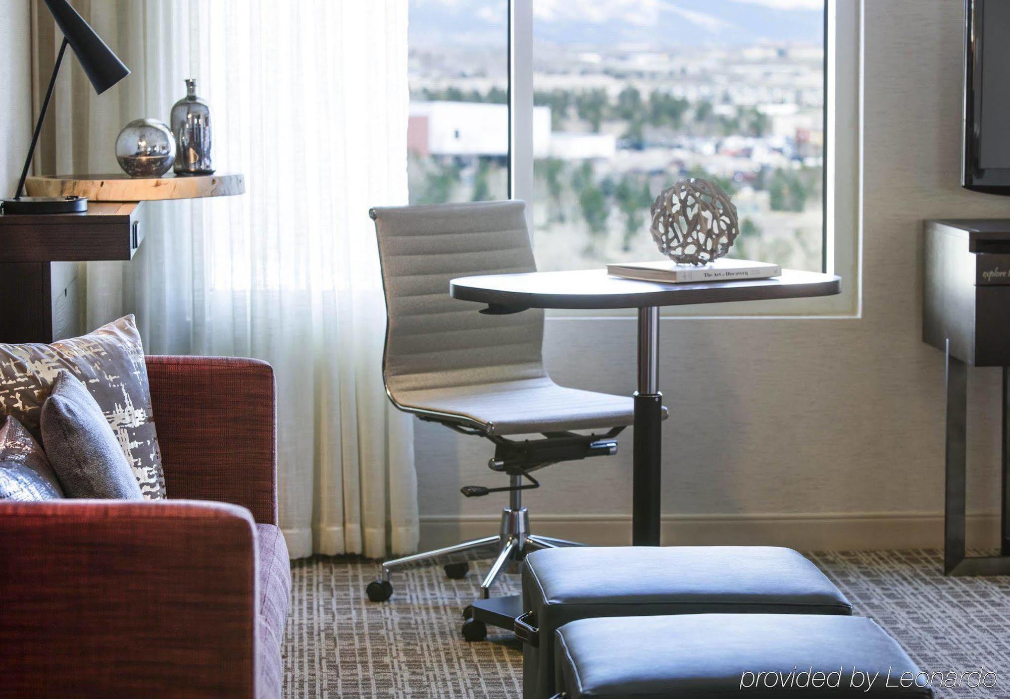 Hotel Renaissance Boulder Flatiron 4*