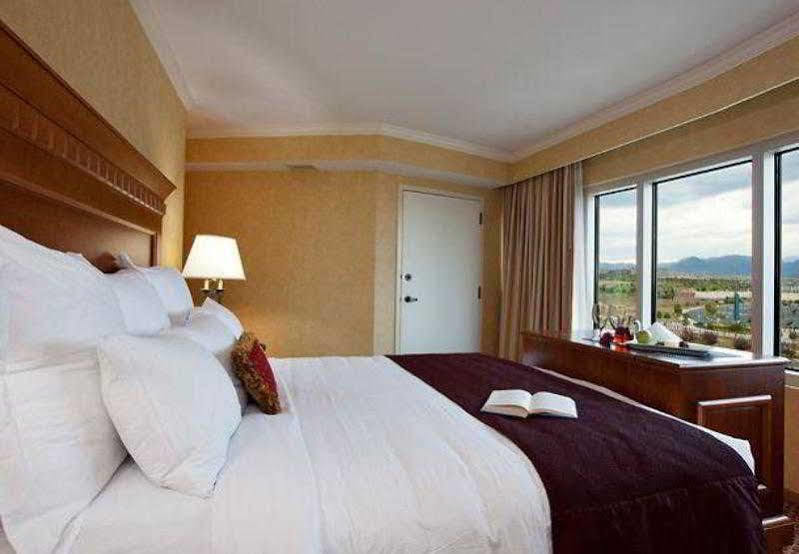 Renaissance Boulder Flatiron Hotel 4*